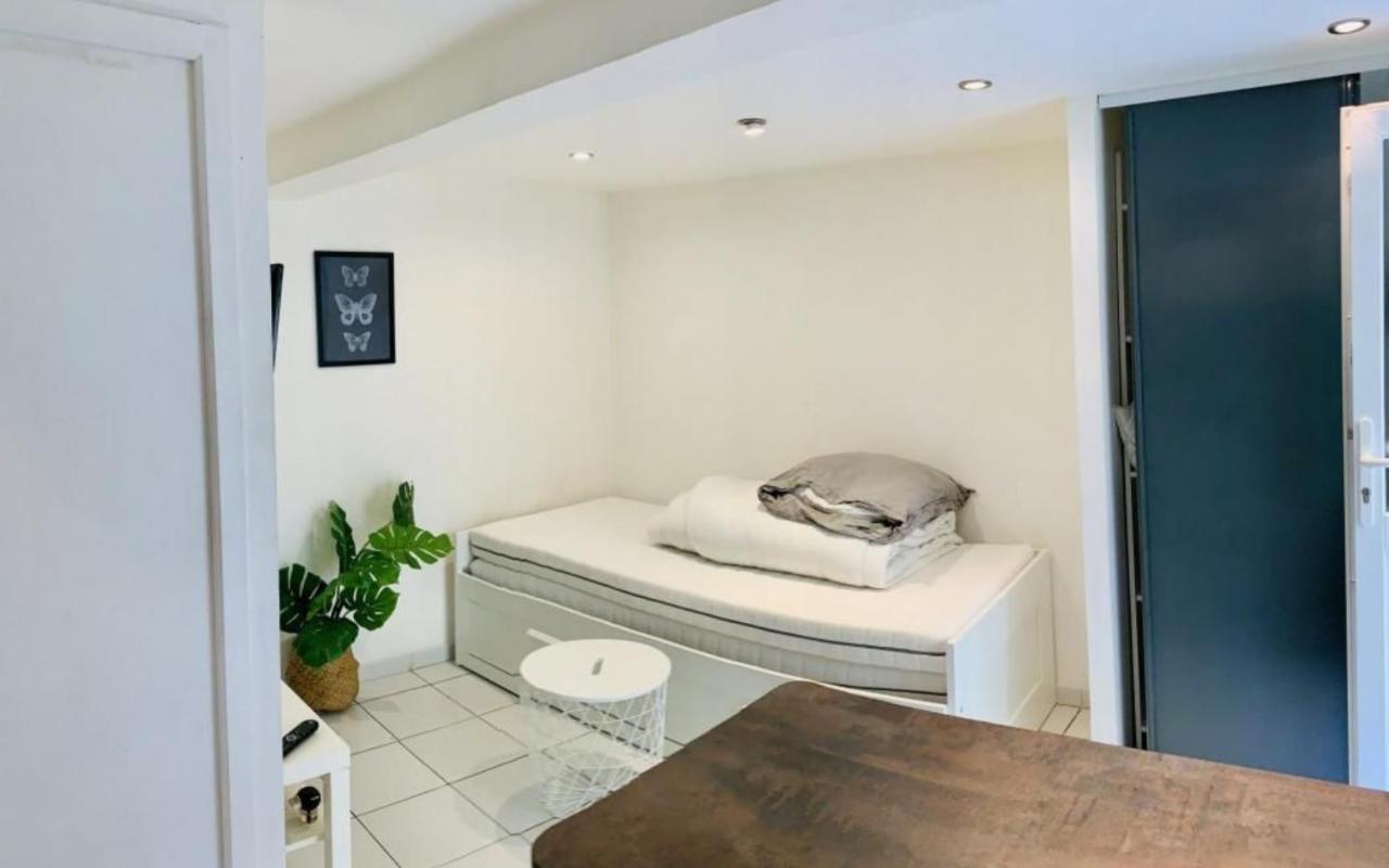 Apartment Charming Studio For 2 People In By Weekome